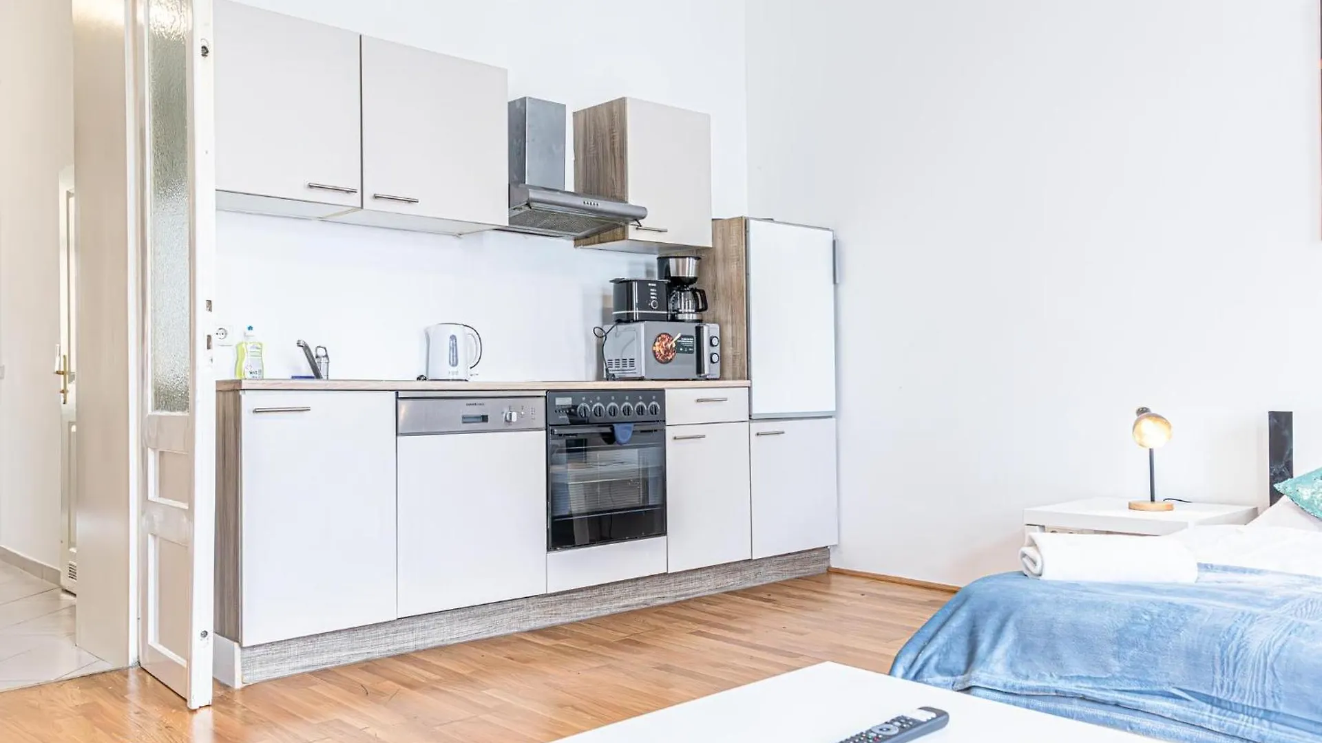 Peaceful And Stylish 2 Bedroom Apartment Cozy Atmosphere Vídeň