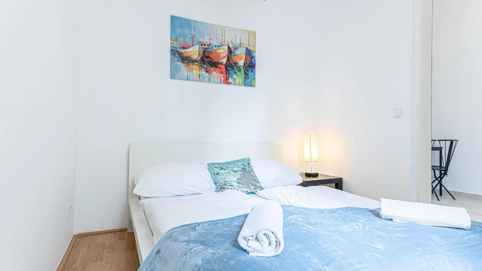 Peaceful And Stylish 2 Bedroom Apartment Cozy Atmosphere Vídeň