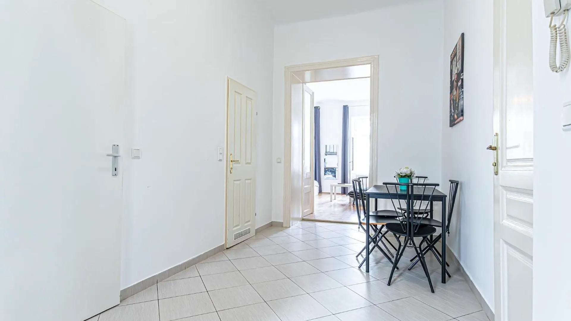 Peaceful And Stylish 2 Bedroom Apartment Cozy Atmosphere Vienna