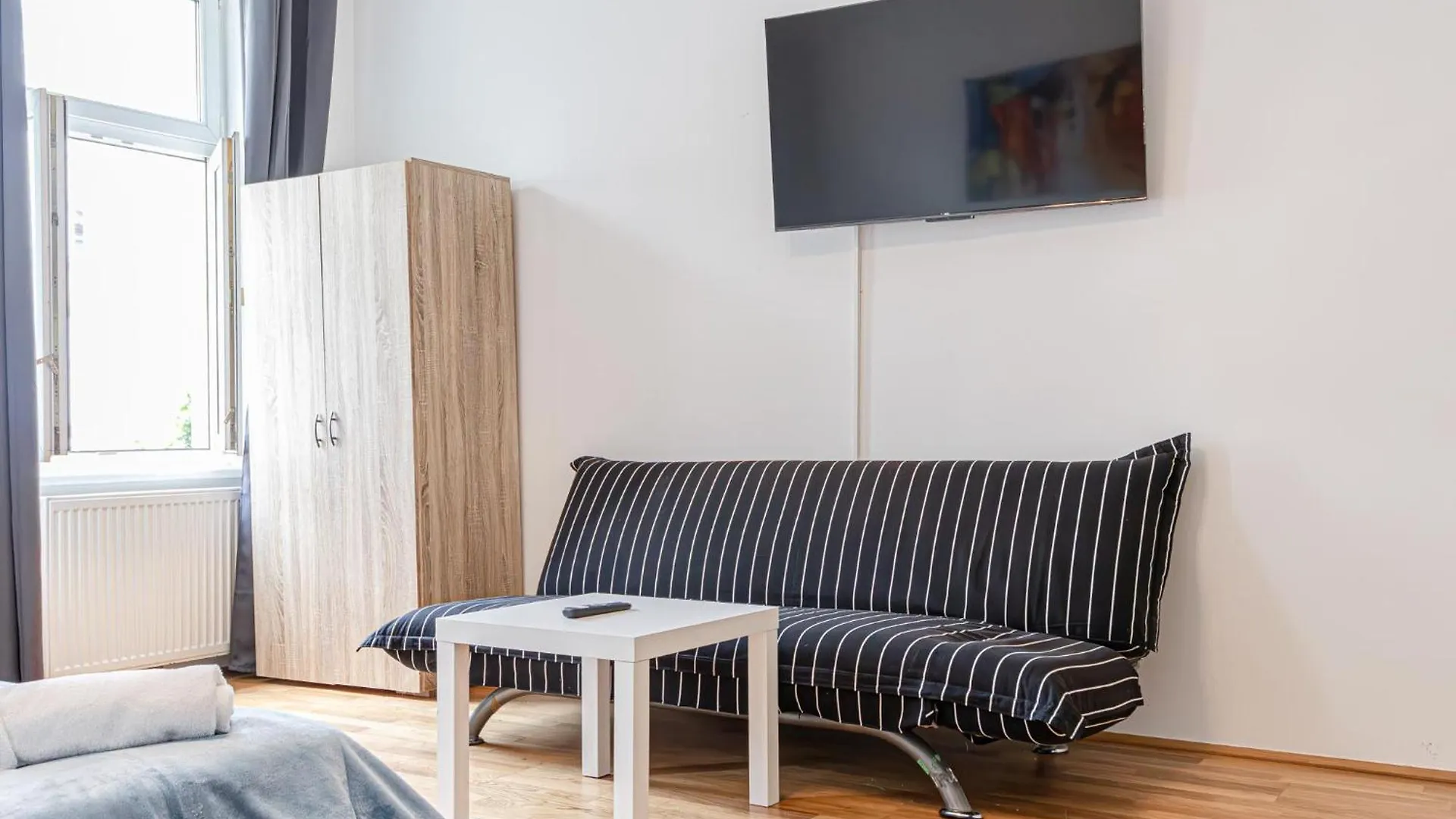 Peaceful And Stylish 2 Bedroom Apartment Cozy Atmosphere Vienna Austria