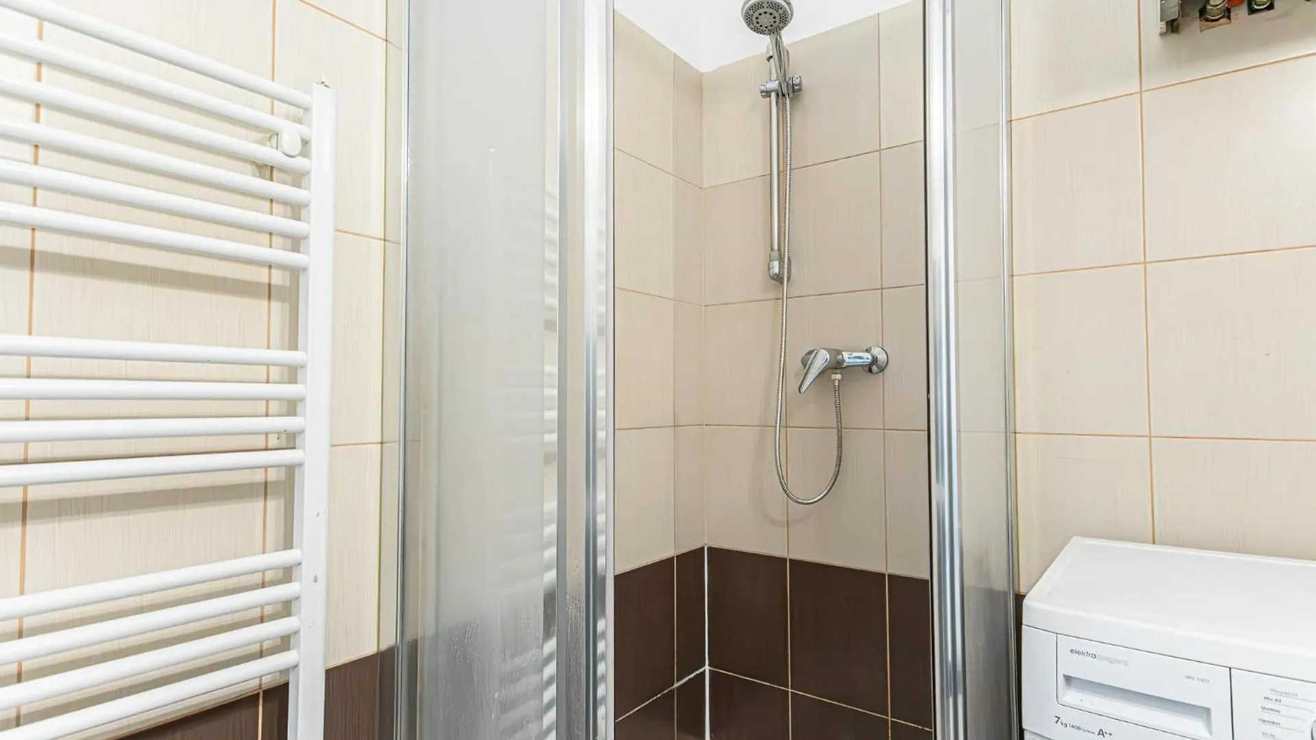 Peaceful And Stylish 2 Bedroom Apartment Cozy Atmosphere Vienna