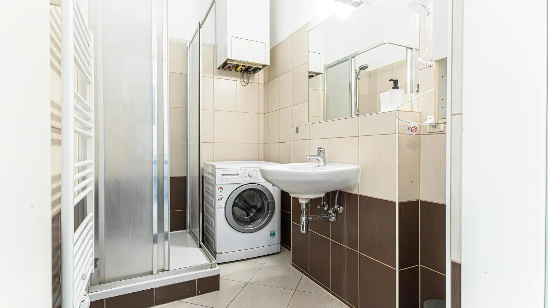 Peaceful And Stylish 2 Bedroom Apartment Cozy Atmosphere Vienna Austria